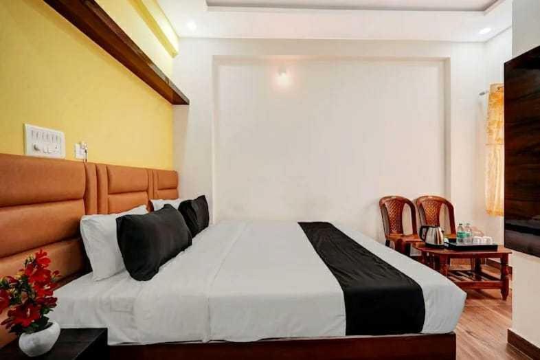 Collection O Utsav Grand Hotel Bangalore Exterior foto